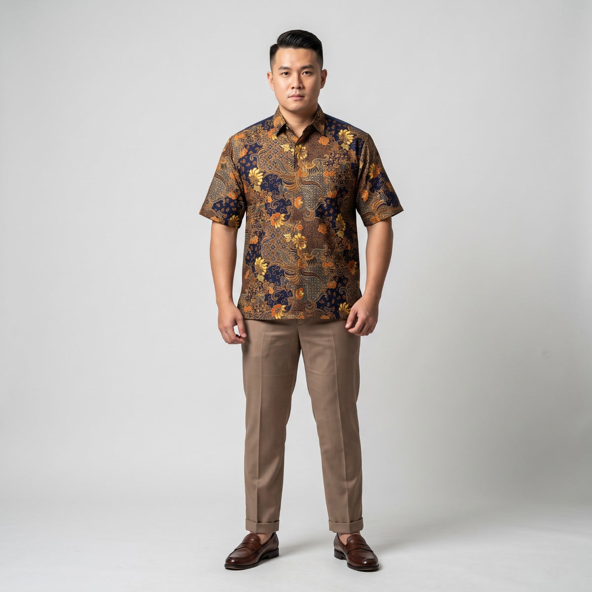 The Royal Verse | Men | Batik Relaxed-Fit Short-Sleeve Shirt